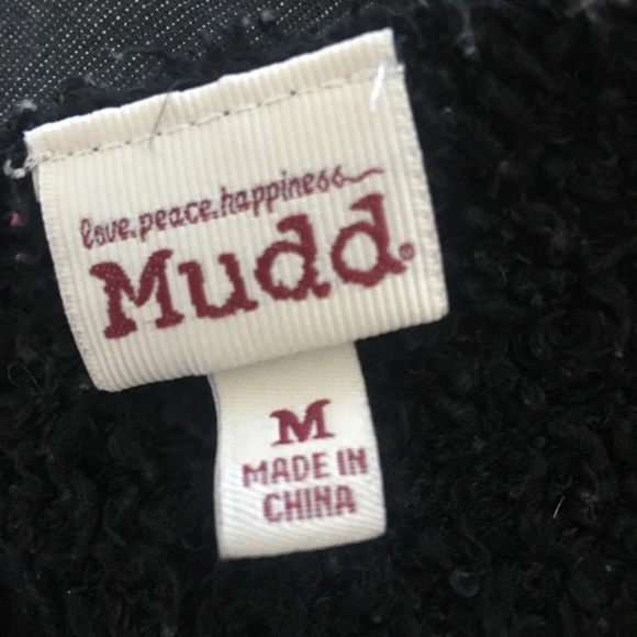 Top - Picture 2 of 2